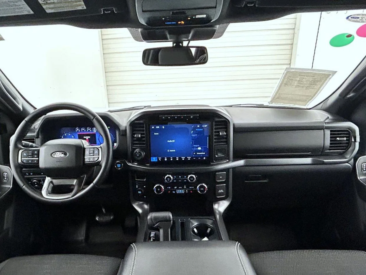Used 2024 Black Ford XLT image 13