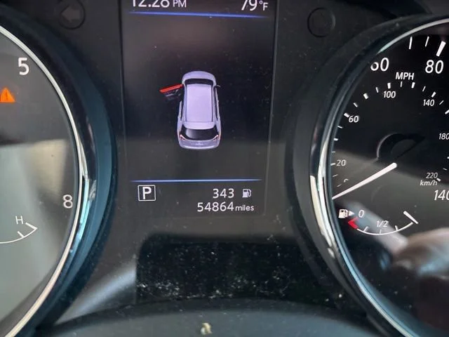 Used 2018 Scarlet Ember Nissan SV image 3