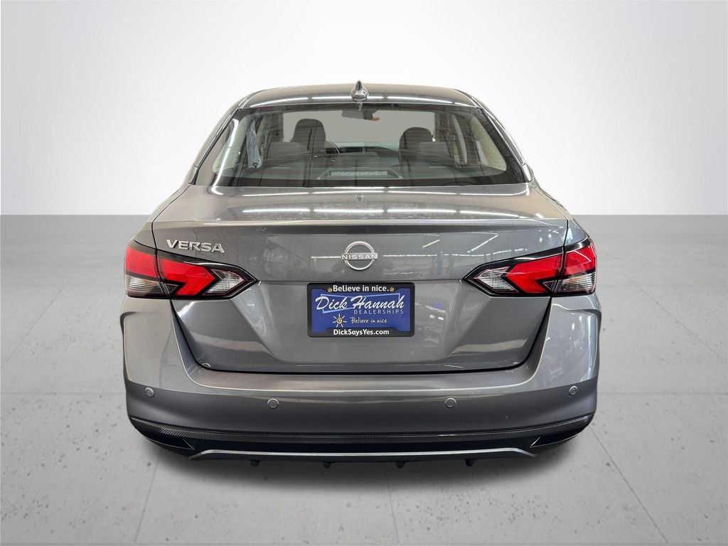 Used 2025 Gun Metallic Nissan 1.6 SV image 5