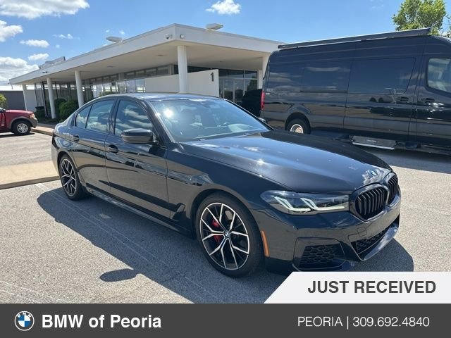 2022 BMW 5 Series 530i xDrive Sedan's photo