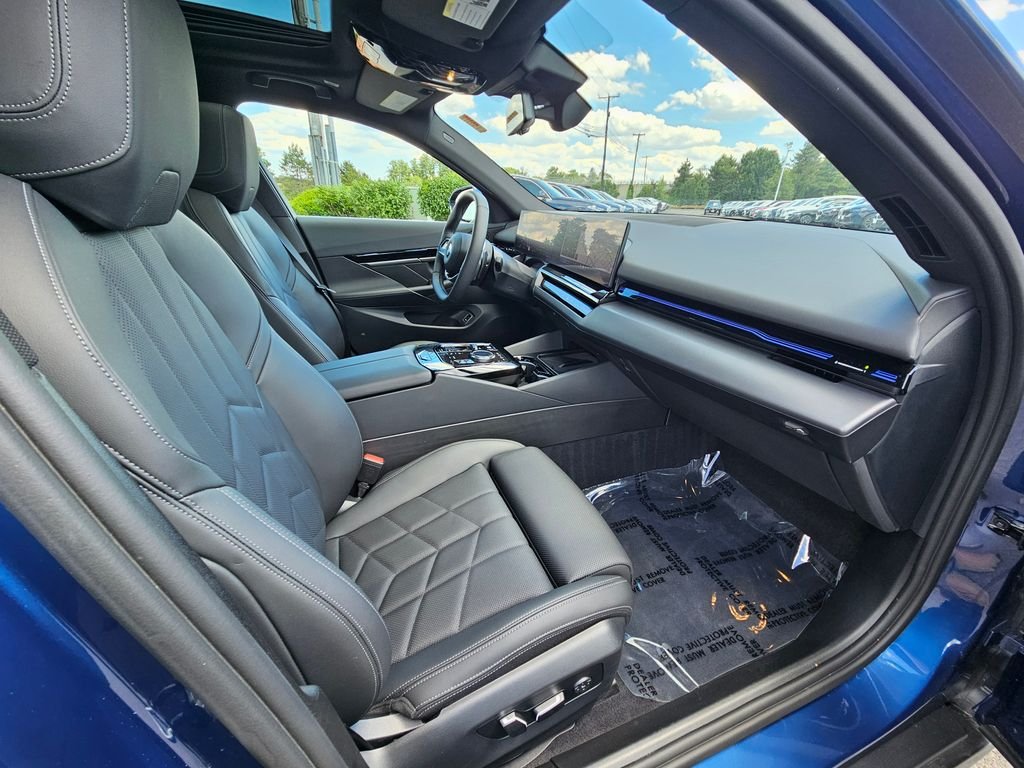 Certified Used 2024 Phytonic Blue Metallic BMW 530i xDrive image 15
