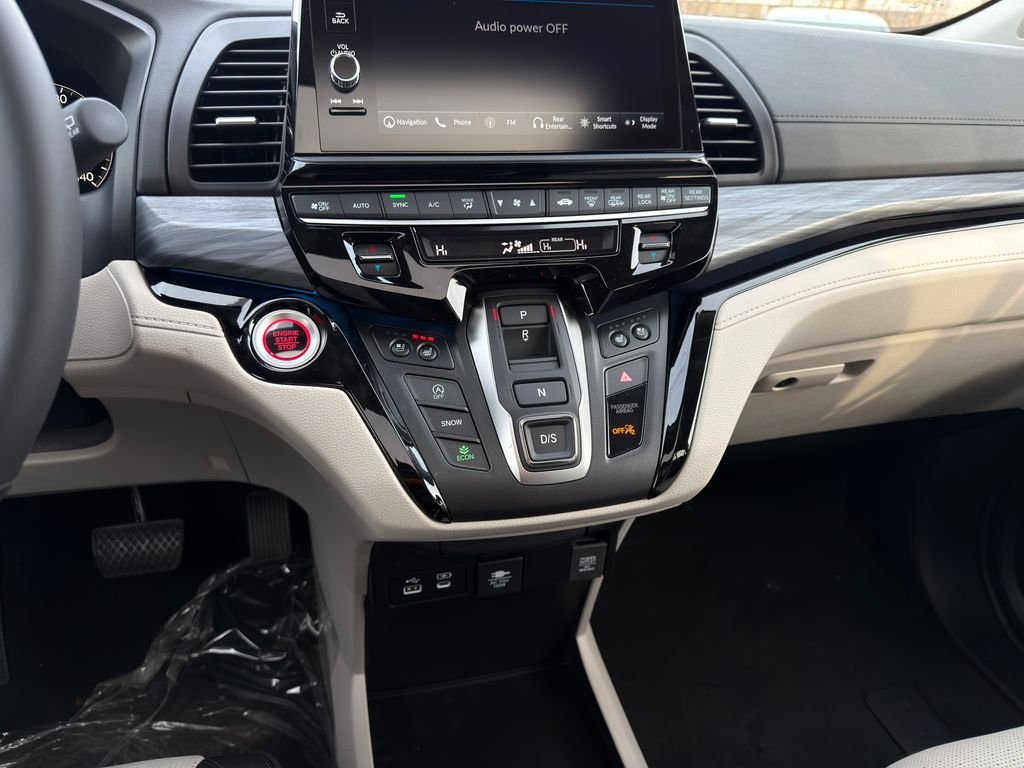 2026 Honda Odyssey Elite - Photo 16