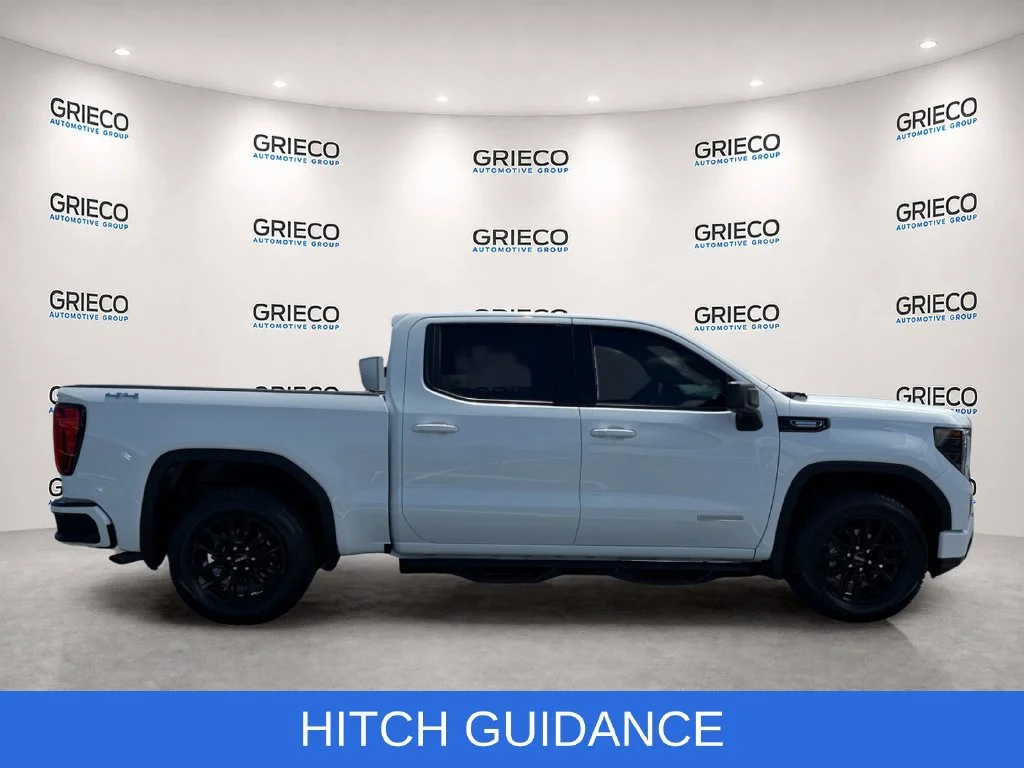 Used 2023 SUMMIT WHITE GMC Elevation image 8