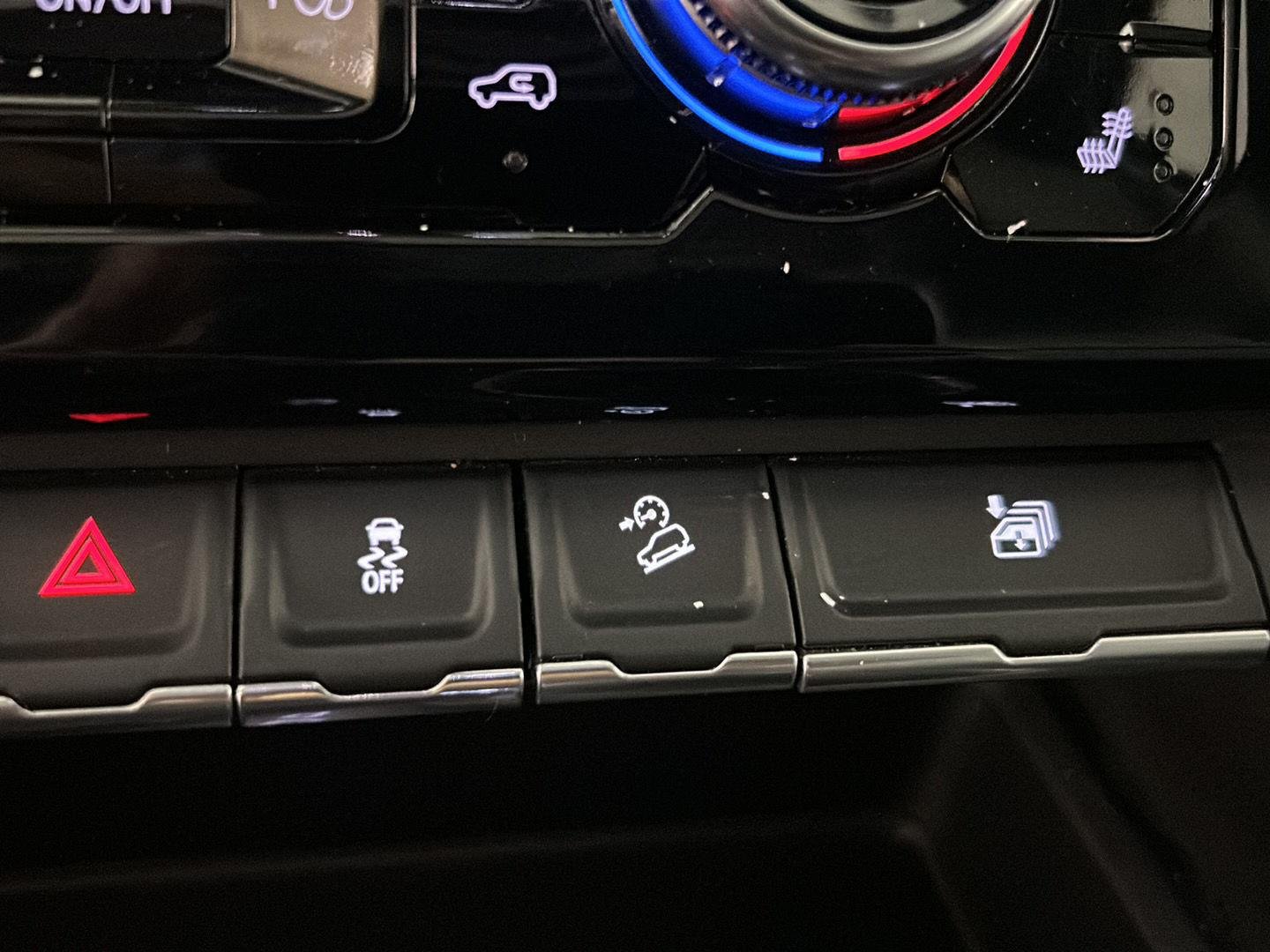 Used 2023 Onyx Black GMC Denali image 36