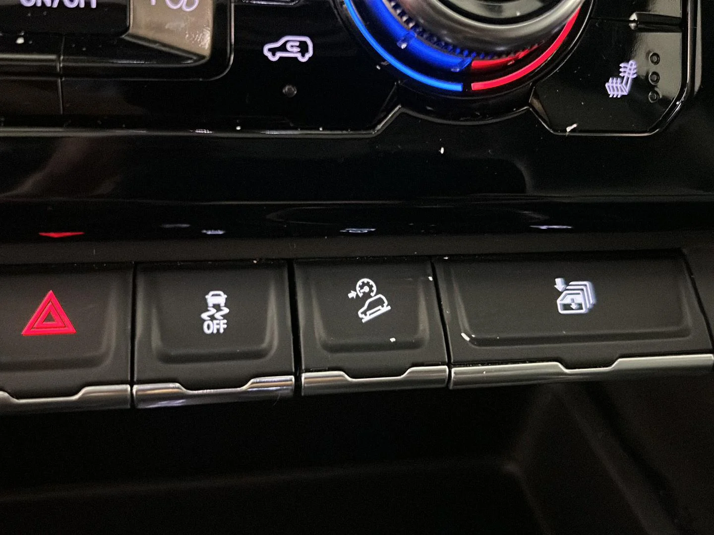Used 2023 Onyx Black GMC Denali image 36
