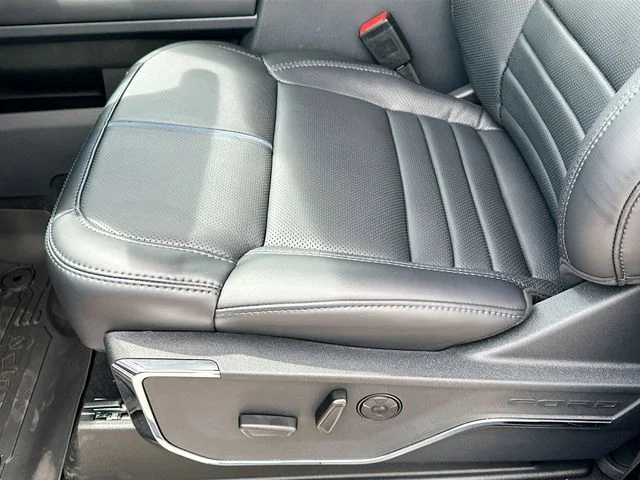 New 2026 White Metallic Ford Platinum image 15