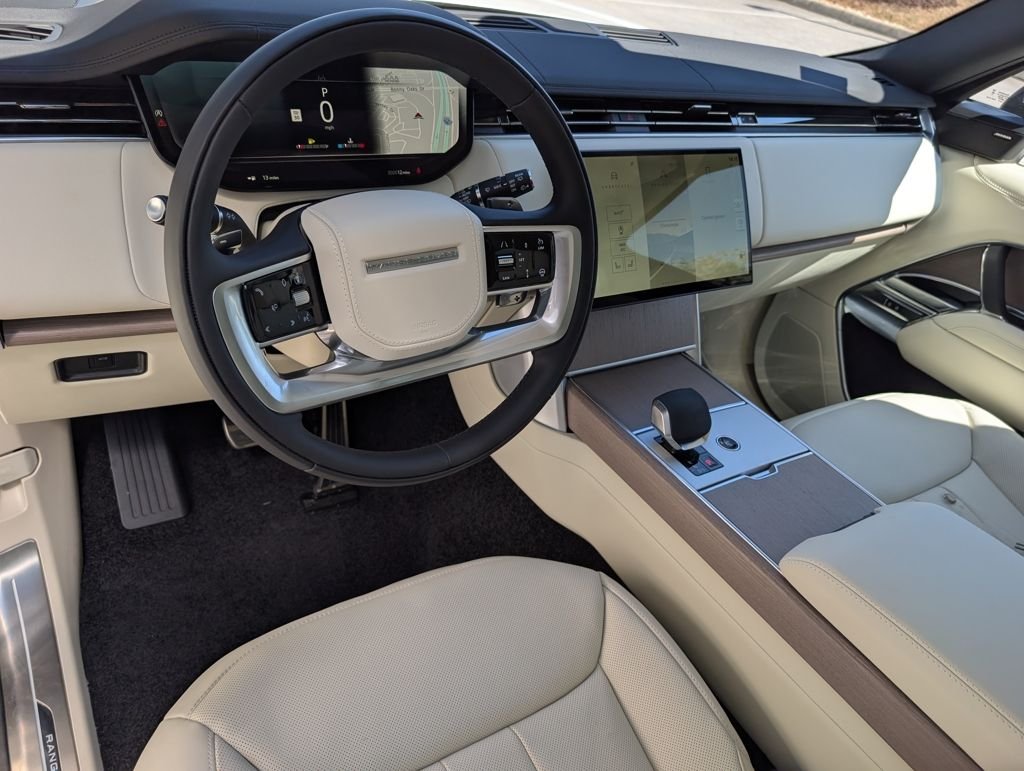 2026 Land Rover Range Rover SE