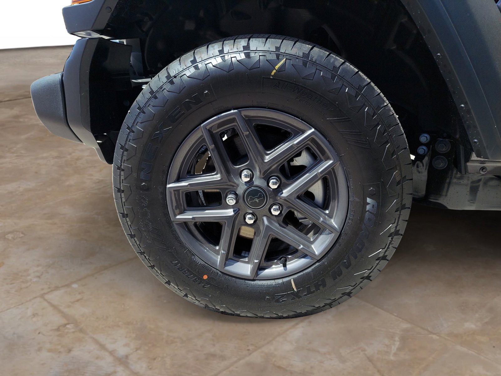 New 2026 Granite Crystal Metallic Clearcoat Jeep Sport S image 26