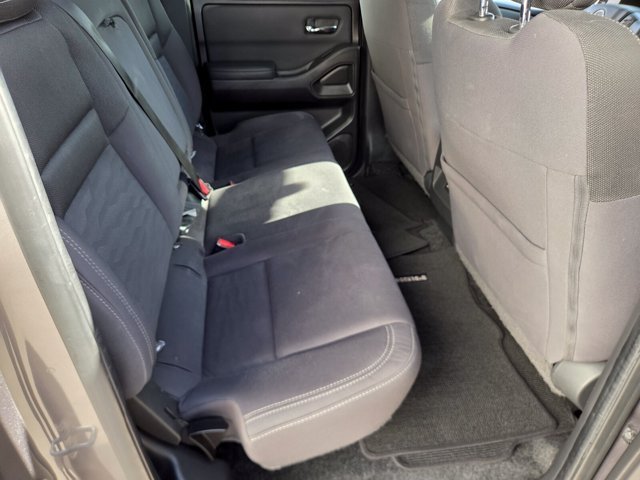 Used 2022 Gray Nissan Crew Cab SV 4x4 image 14