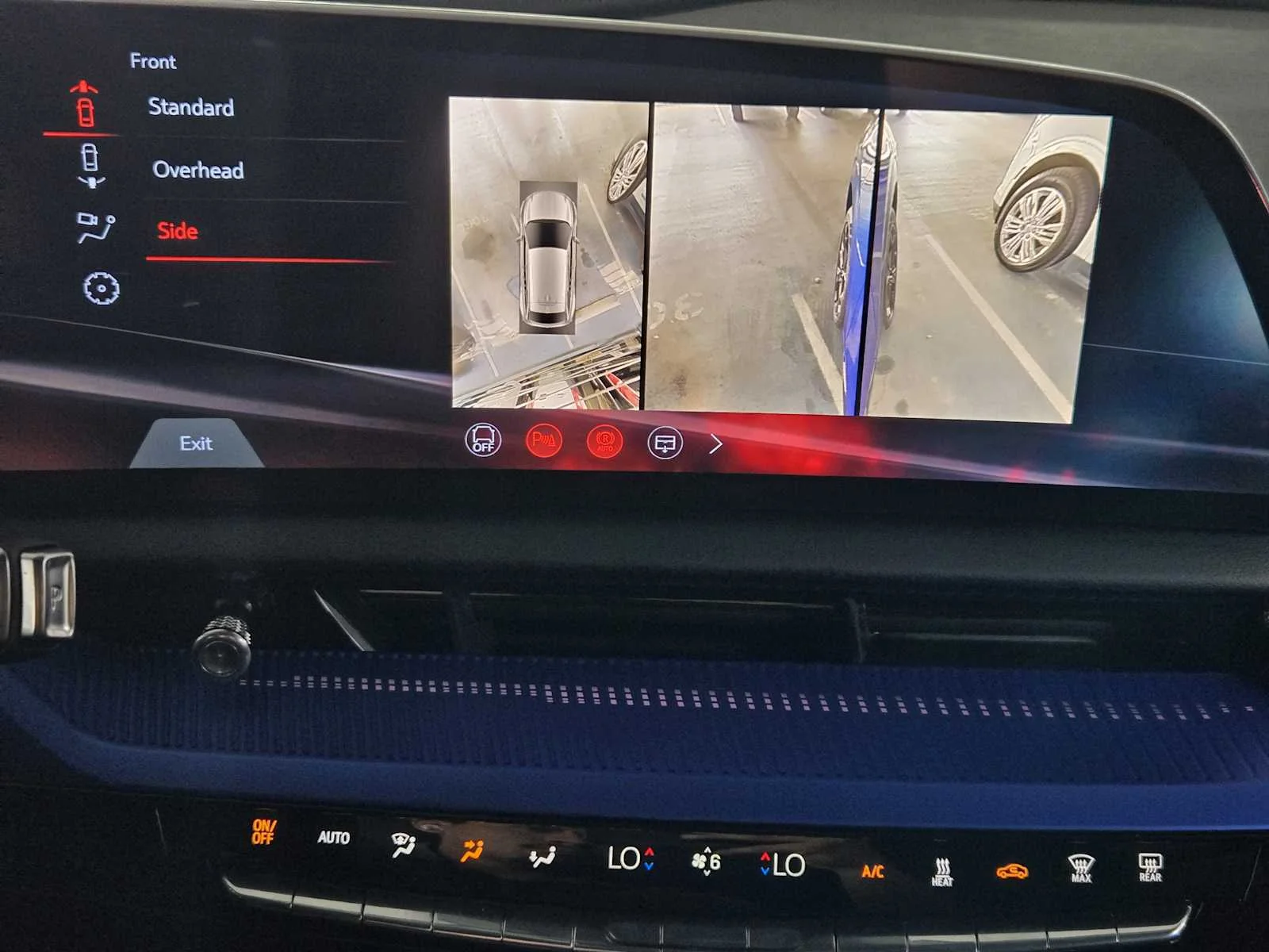 2027 Cadillac OPTIQ V-Series - Photo 12