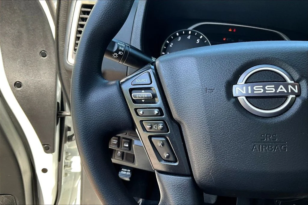 Used 2023 Glacier White Nissan SV image 11