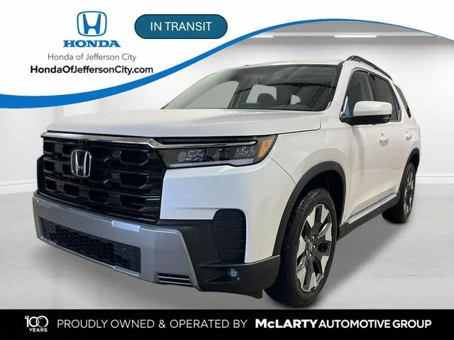 2026 Honda Pilot Touring AWD's photo
