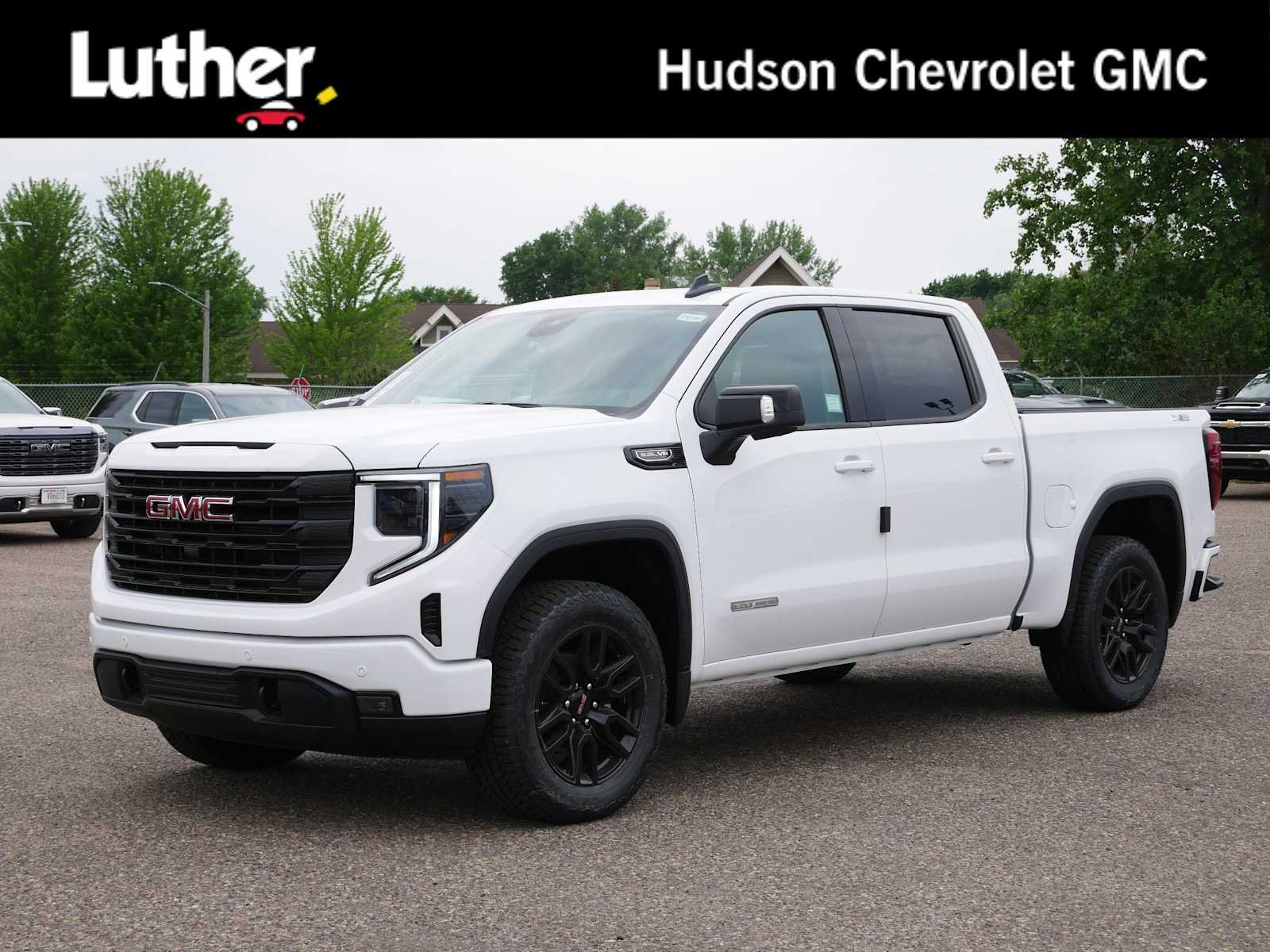 2026 GMC Sierra 4WD Crew Cab Short Box Elevation's photo