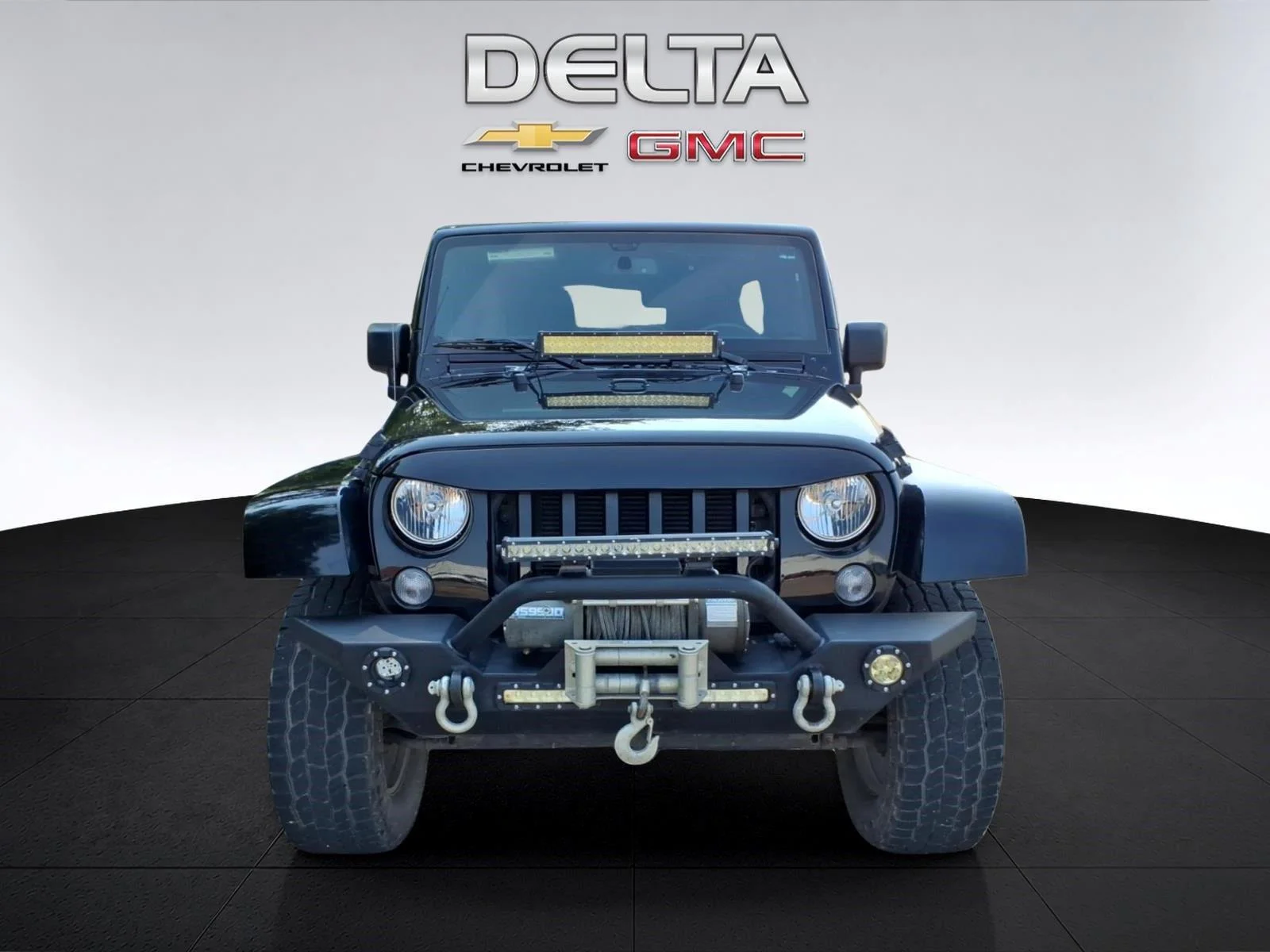 Used 2015 Black Jeep Sahara image 8