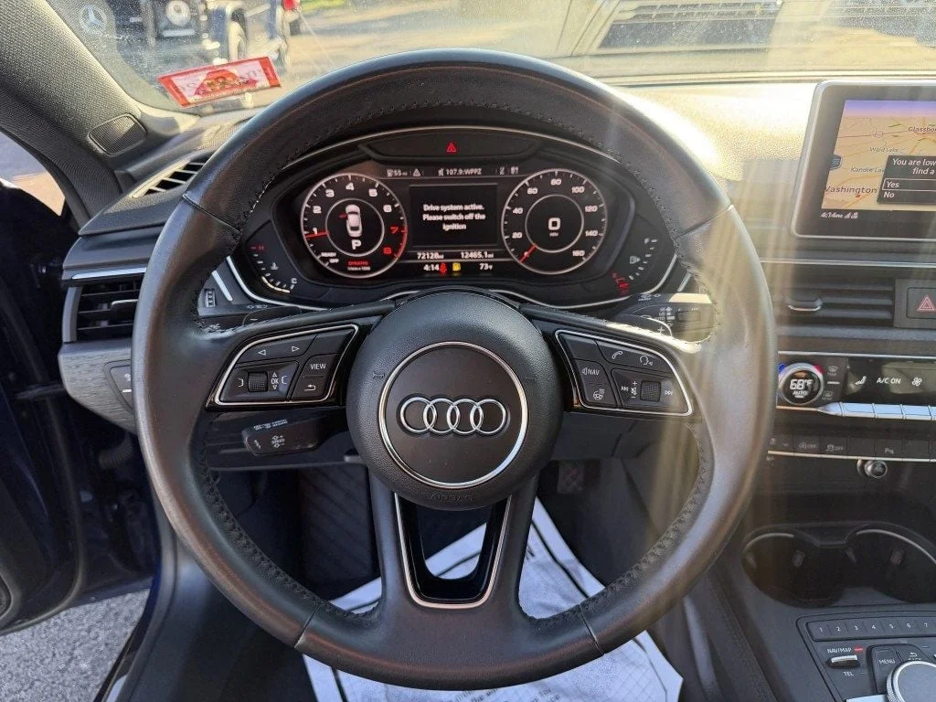 Used 2019 Navarra Blue Metallic Audi  image 15