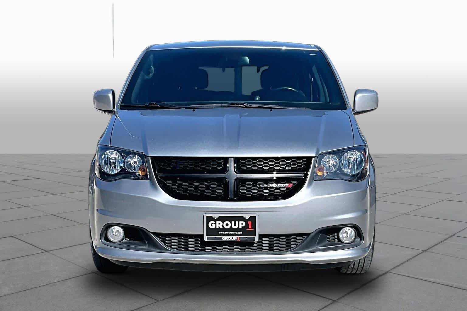 Pre-Owned 2019 Dodge Grand Caravan SE Plus