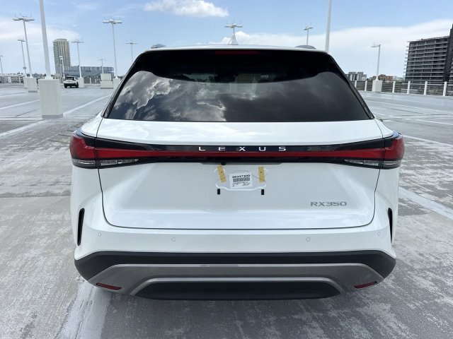 New 2026 Eminent White Pearl Lexus LUXURY image 30