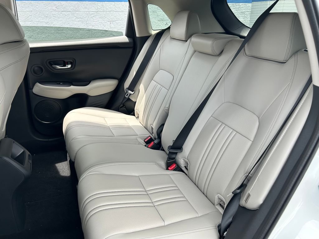 New 2026 Platinum White Pearl Honda EX-L image 19