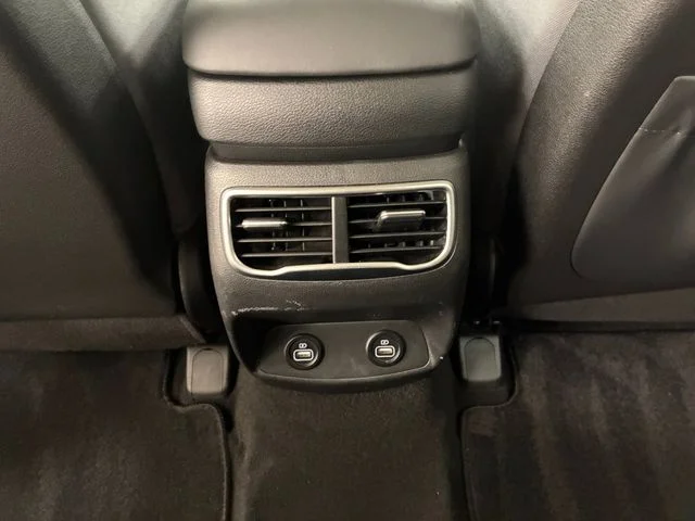 Used 2023 Silver Hyundai SEL image 19