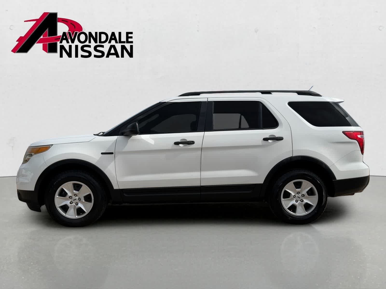 Used 2014 Oxford White Ford Base image 3