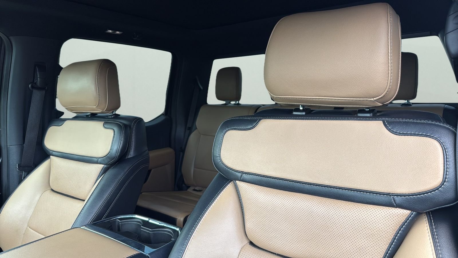 Used 2024 Brown Ford Lariat image 9
