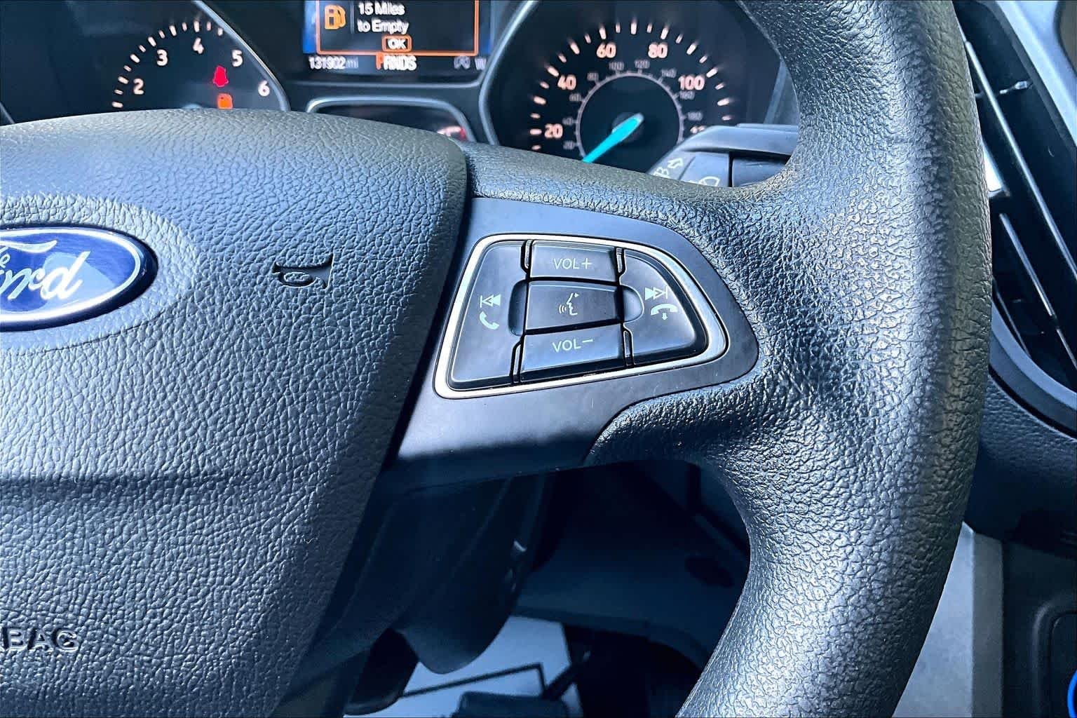 Used 2019 Magnetic Metallic Ford SE image 25