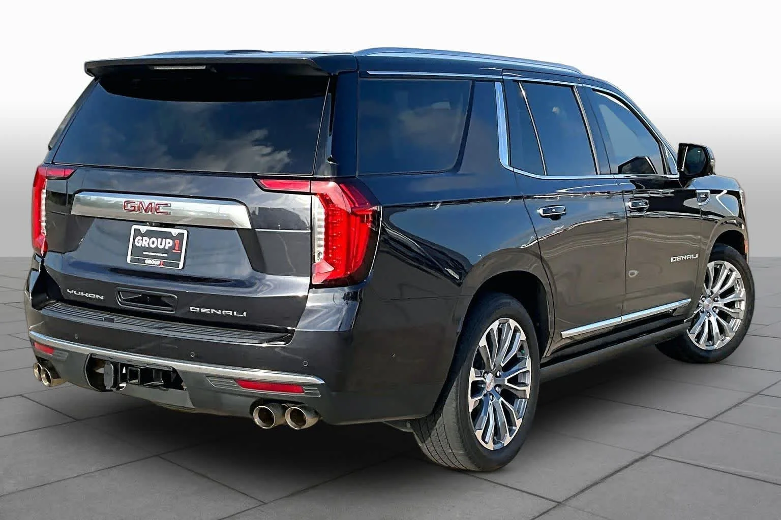 Used 2023 Titanium Rush Metallic GMC Denali image 12