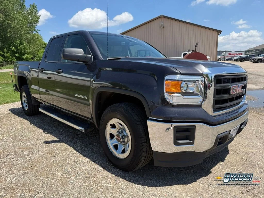 2014 GMC Sierra 4WD Double Cab 1SA SWB's photo