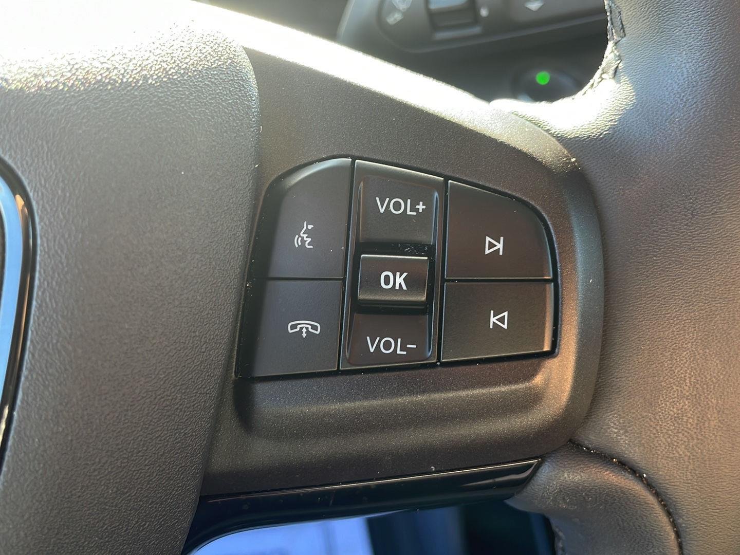 Used 2023 Vapor Blue Metallic Ford Premium image 17