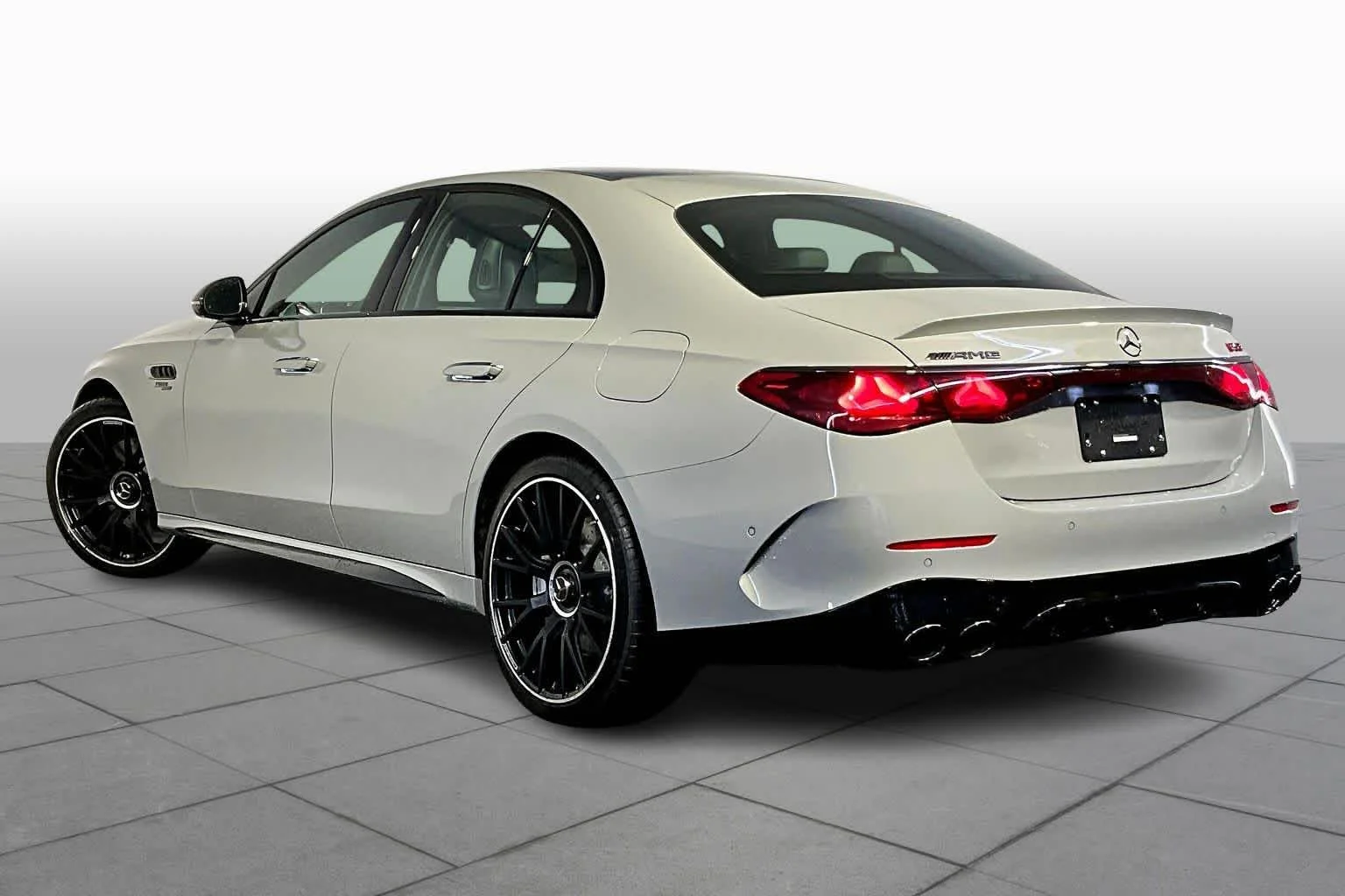 New 2026 MANUFAKTUR Alpine Grey Mercedes-Benz AMG® E 53 E image 3