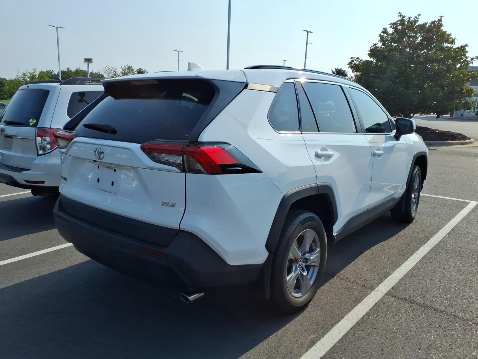 Used 2024 Ice Cap Toyota XLE image 5