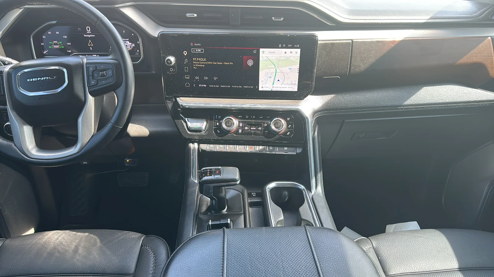 Used 2024 Silver GMC Denali image 12