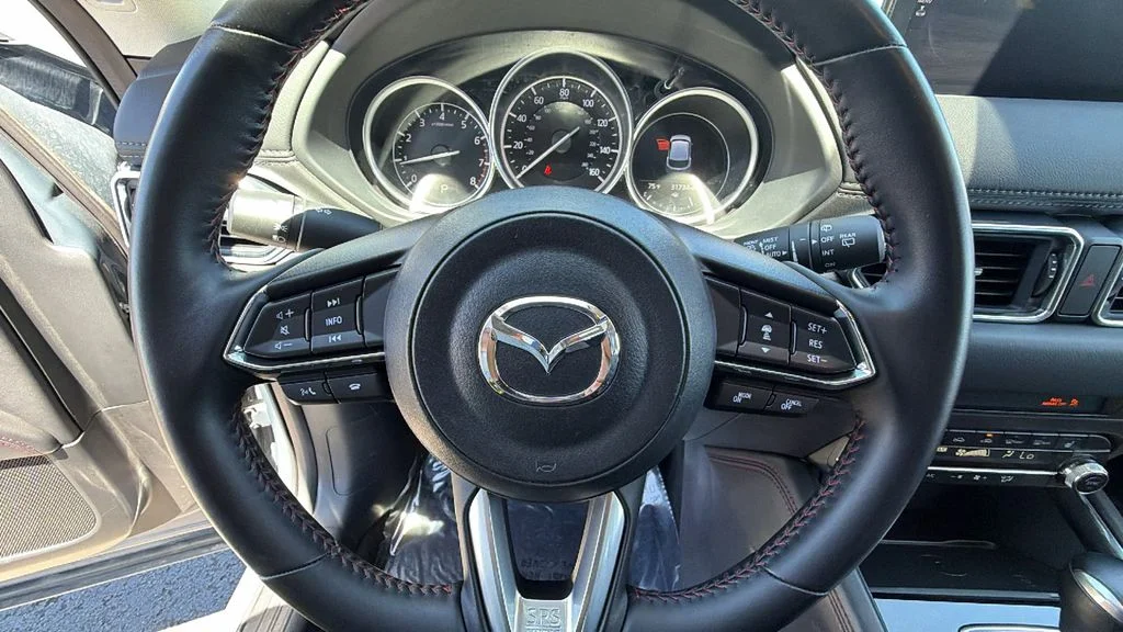 Used 2025 Gray Metallic Mazda 2.5 S Carbon Edition image 18