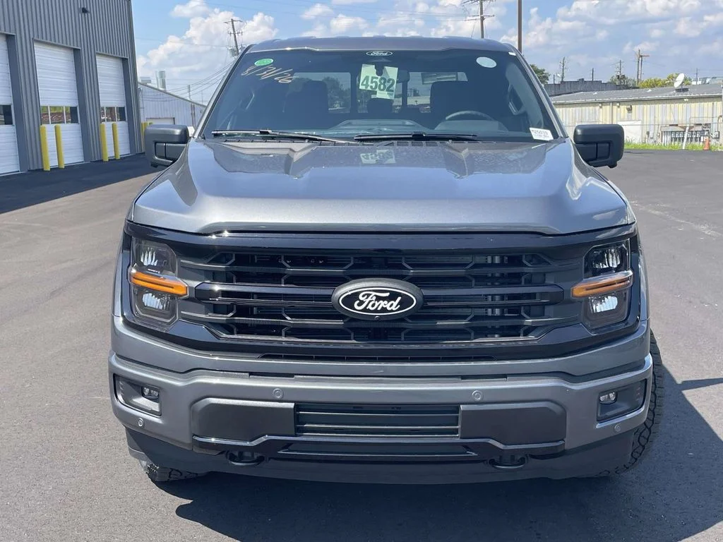 New 2026 Gray Ford XLT image 8