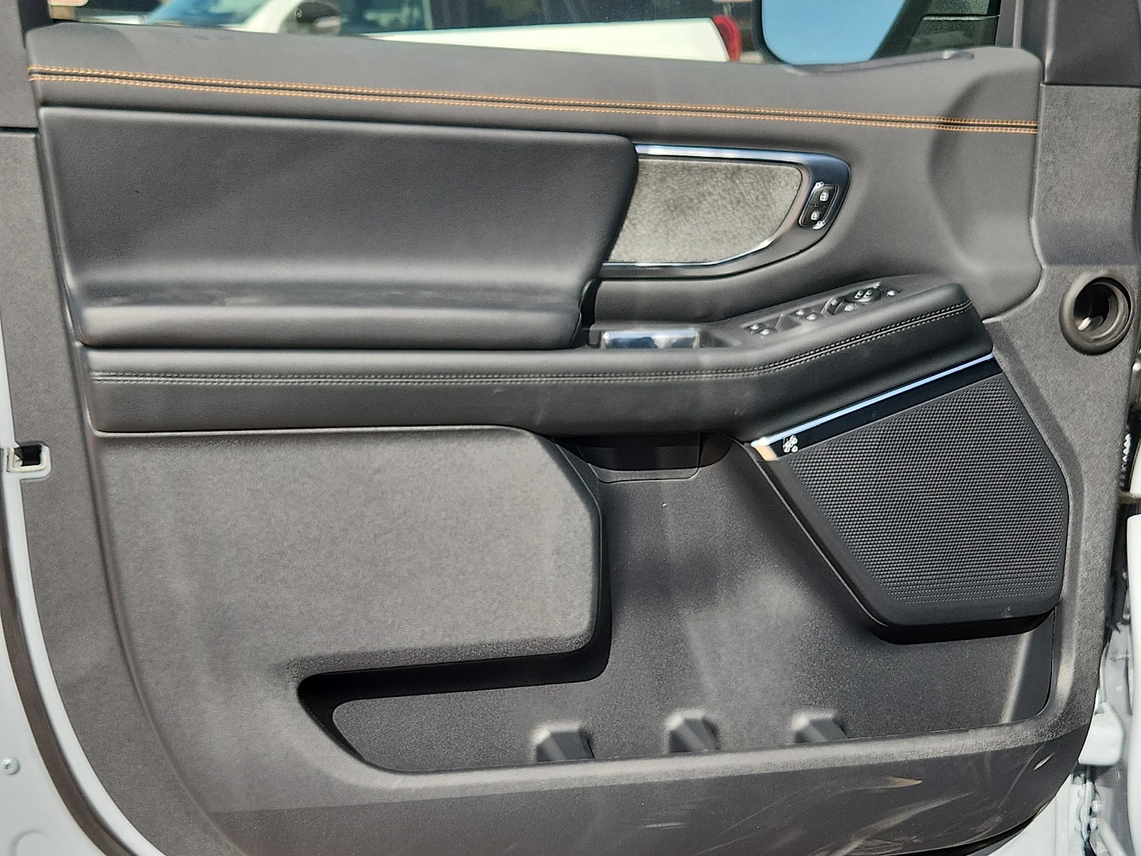 New 2027 Glacier Gray Metallic Tri-Coat Ford Tremor image 14