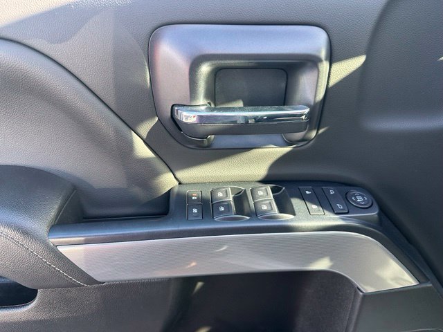 Certified Used 2019 SUMMIT WHITE Chevrolet LT image 17