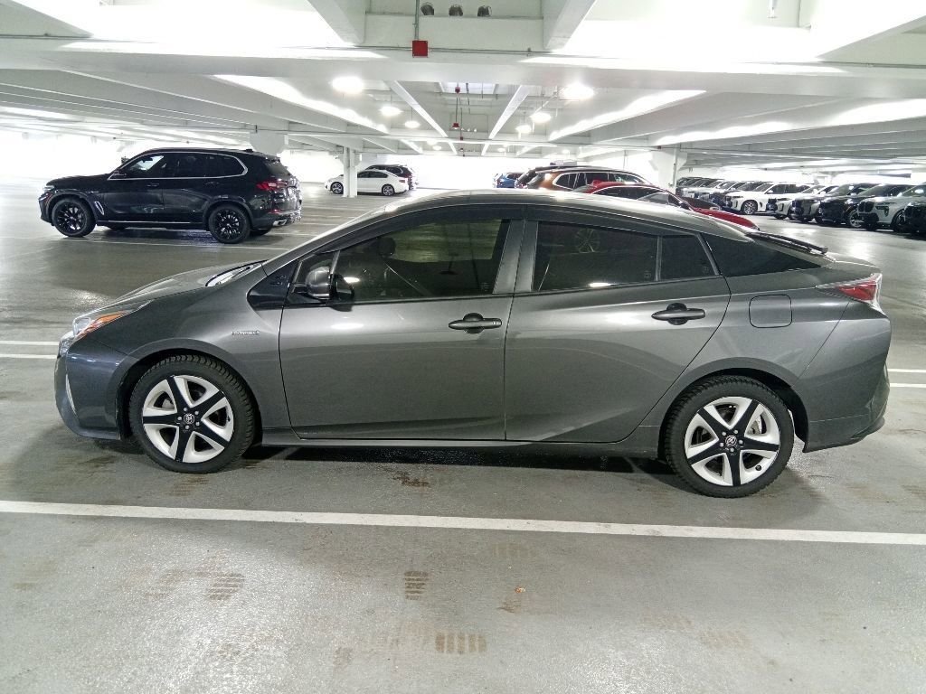 Used 2016 Magnetic Gray Metallic Toyota Three Touring image 8