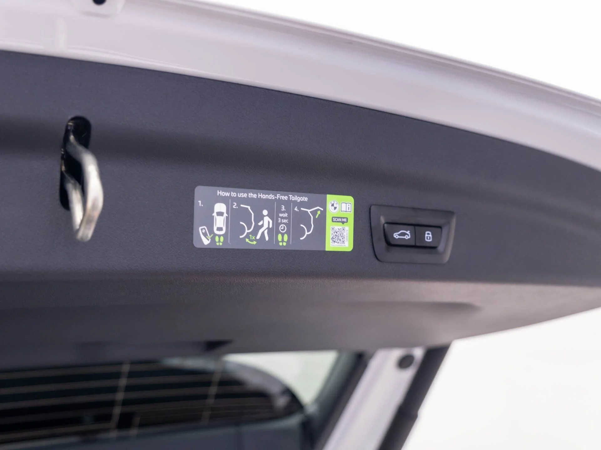 New 2026 White BMW xDrive28i image 35