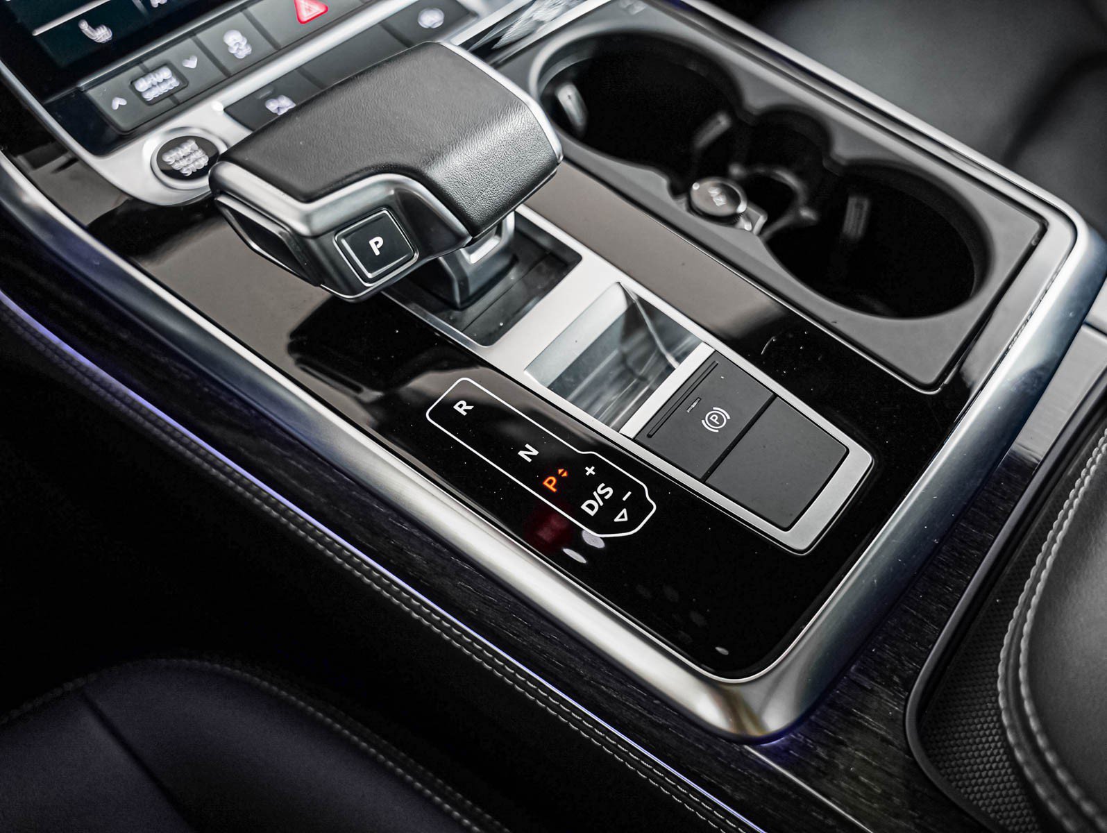 Used 2025 Mythos Black Metallic Audi Premium Plus image 15