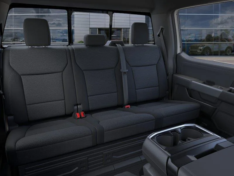 New 2026 Oxford White Ford XLT image 11