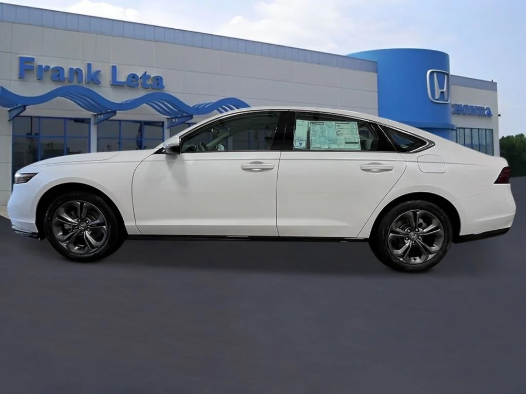 New 2026 Platinum White Pearl Honda EX-L image 2