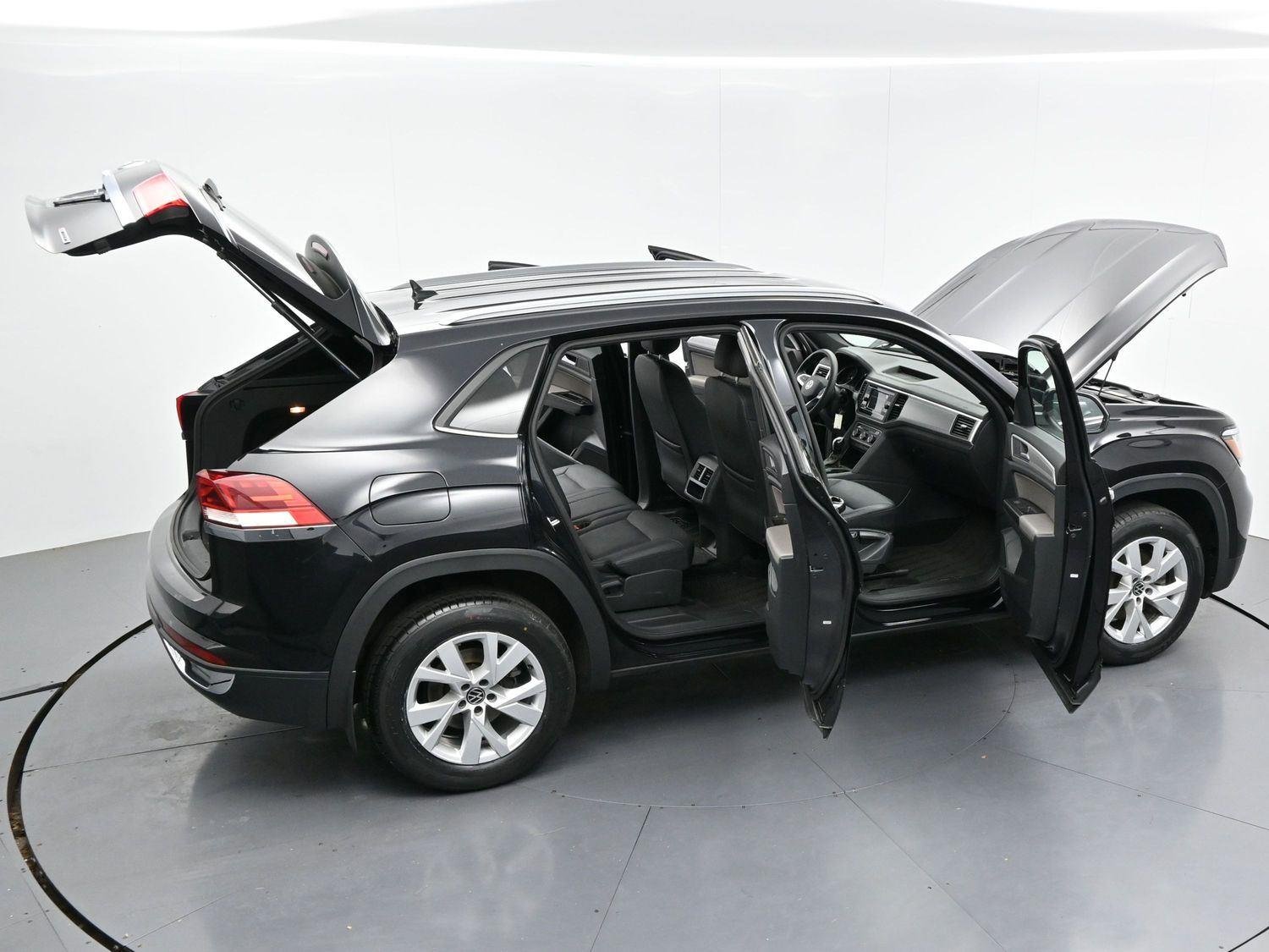 Used 2021 Deep Black Pearl Volkswagen 2.0T S image 39