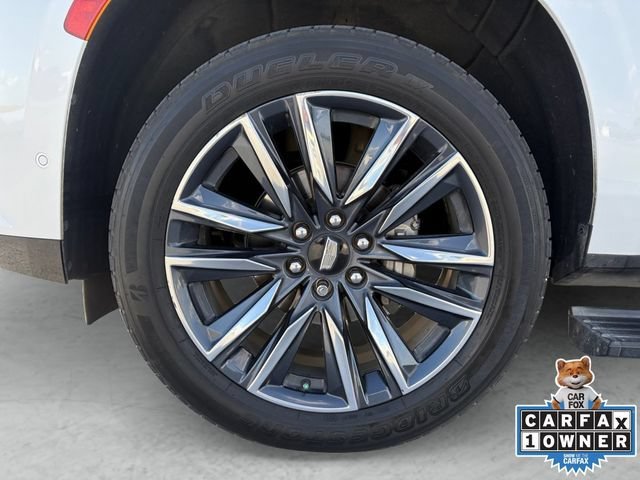Used 2022 CRYSTAL WHITE TRICOAT Cadillac Sport image 23