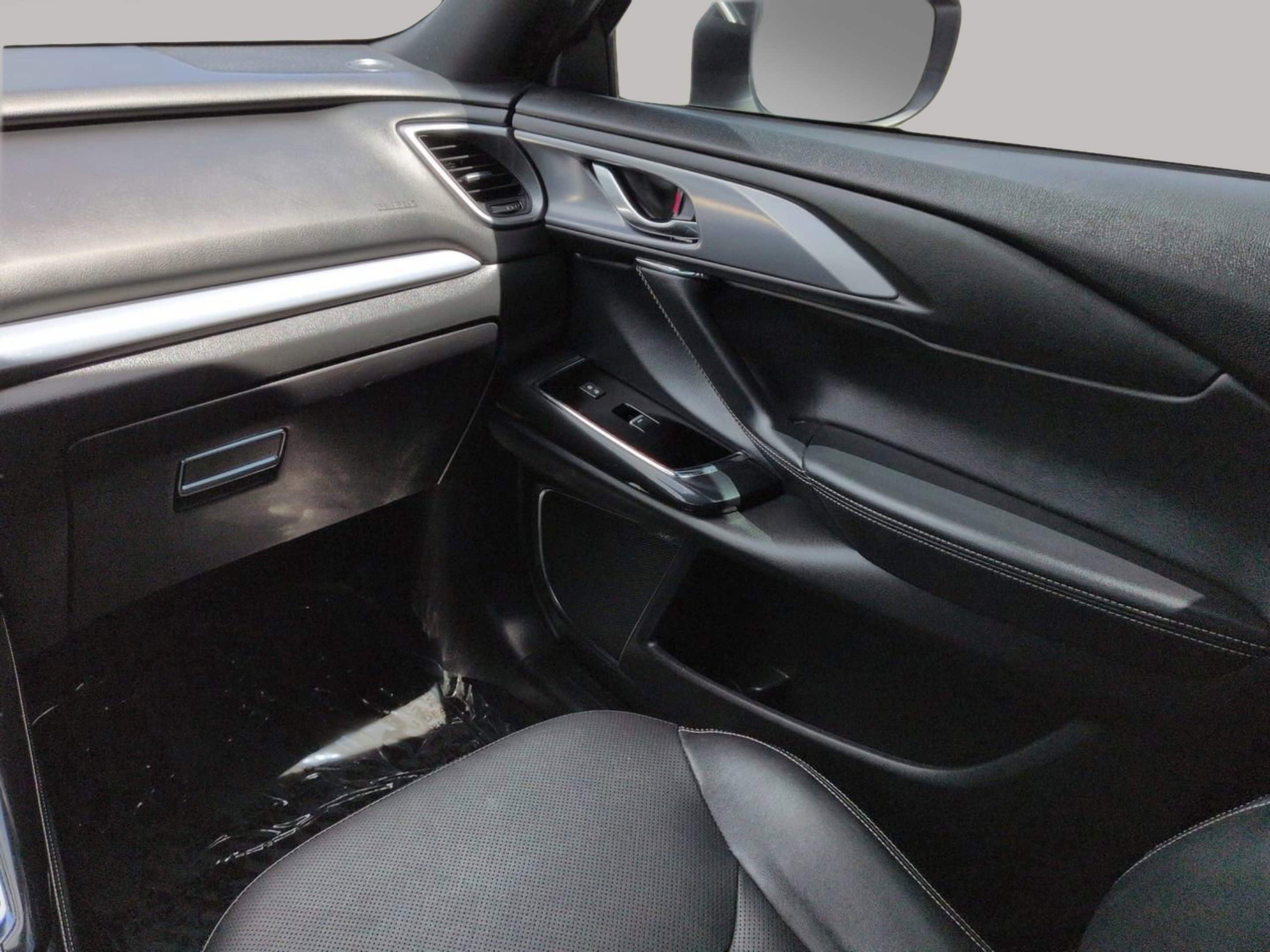 Used 2021 Sonic Silver Metallic Mazda Grand Touring image 22