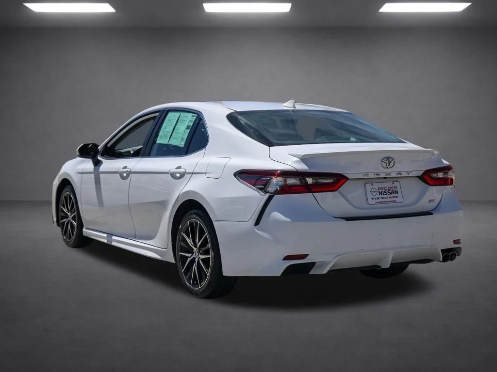 Used 2024 White Toyota SE image 5