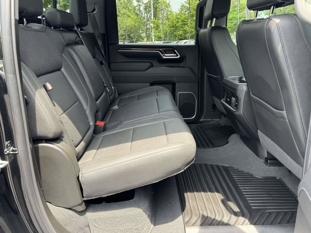 Used 2026 Black Chevrolet LT image 16