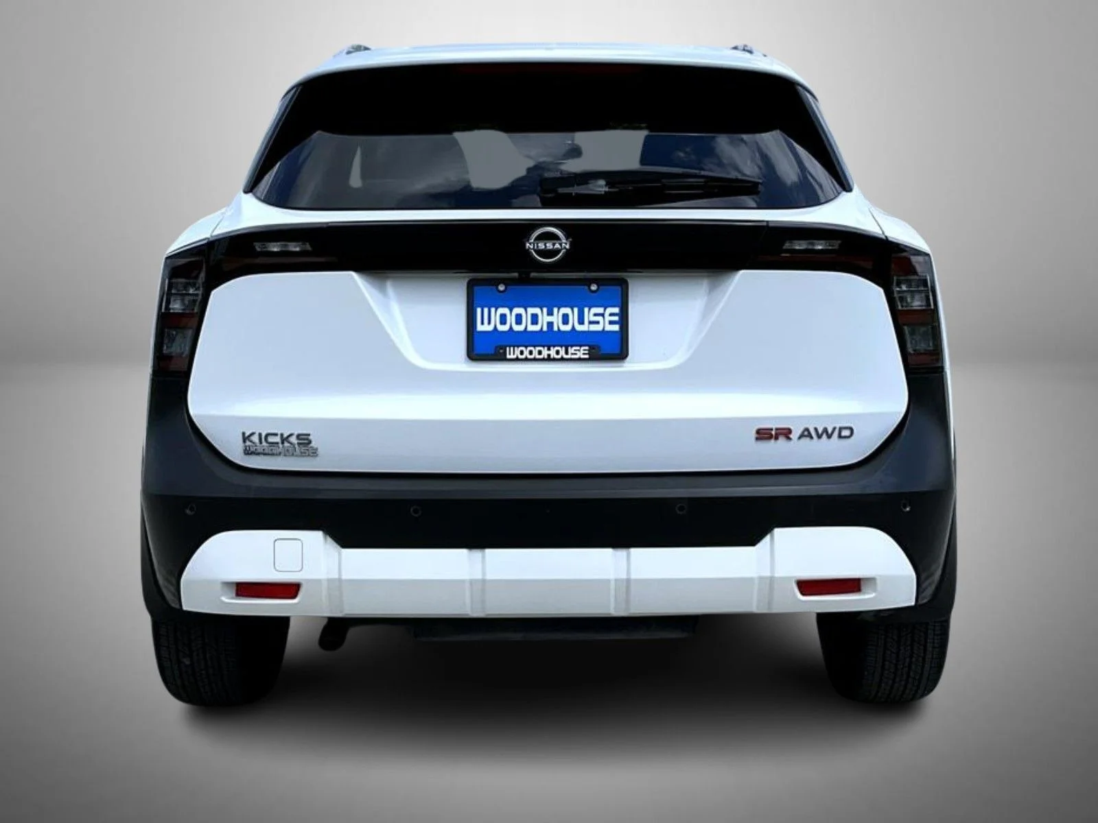 Certified Used 2025 White Nissan SR image 6