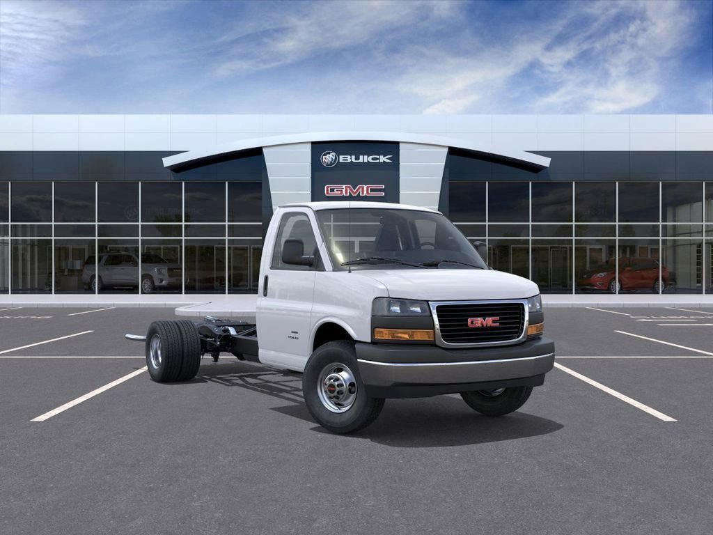 New 2026 GMC Savana Cutaway 4500 4500 Van