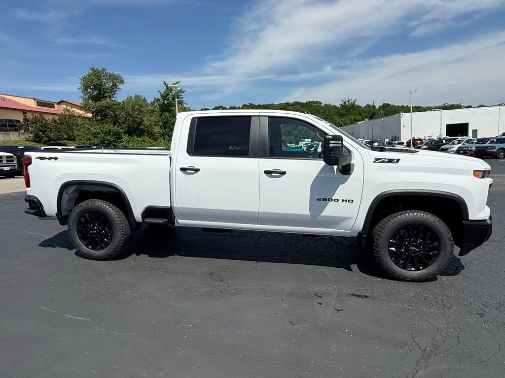 2026 Chevrolet Silverado 2500 HD Custom - Photo 12