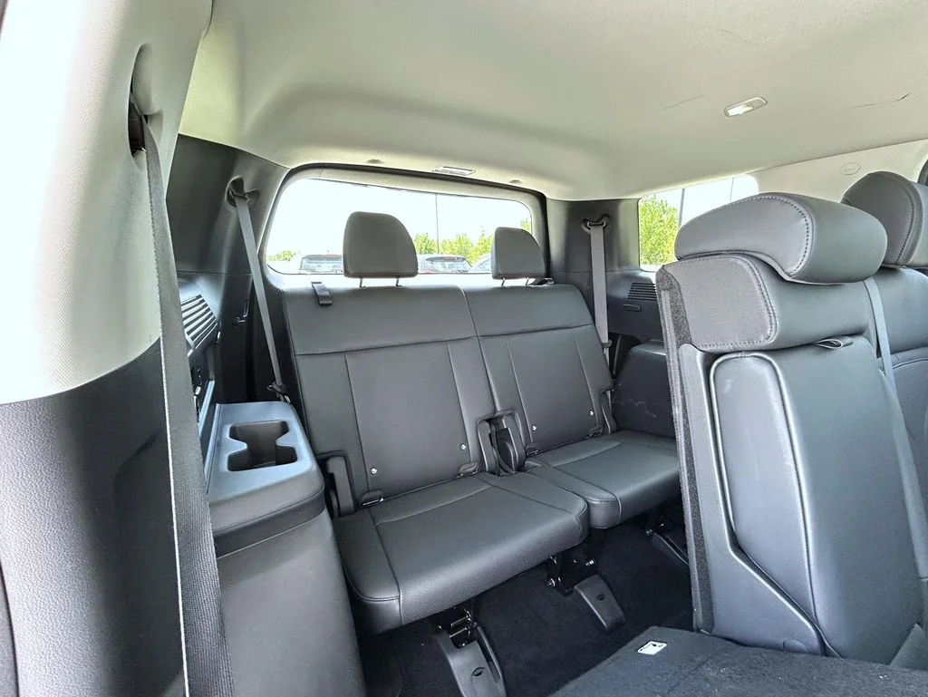 Used 2026 Green Hyundai SEL image 20
